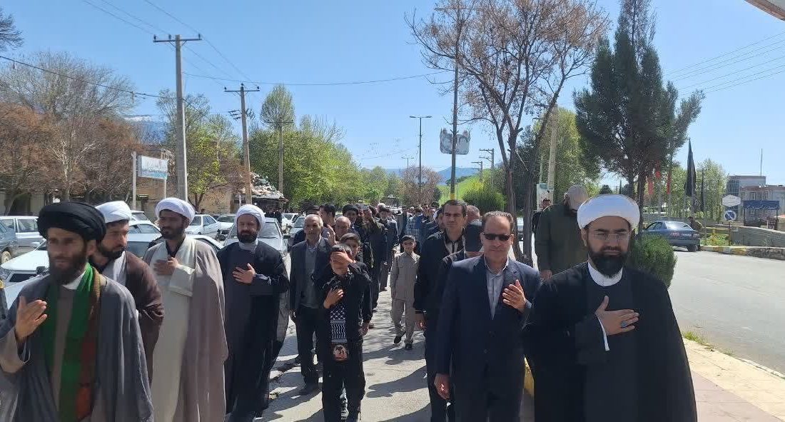حرکت دسته عزا در روز شهادت امـام صــــادق(ع)