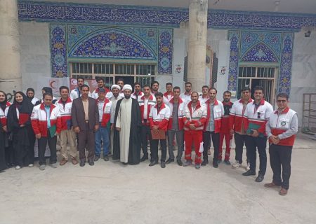 حماسه حضور سرخ و سفید پوشان هلال احمر چگنی در نمازجمعه