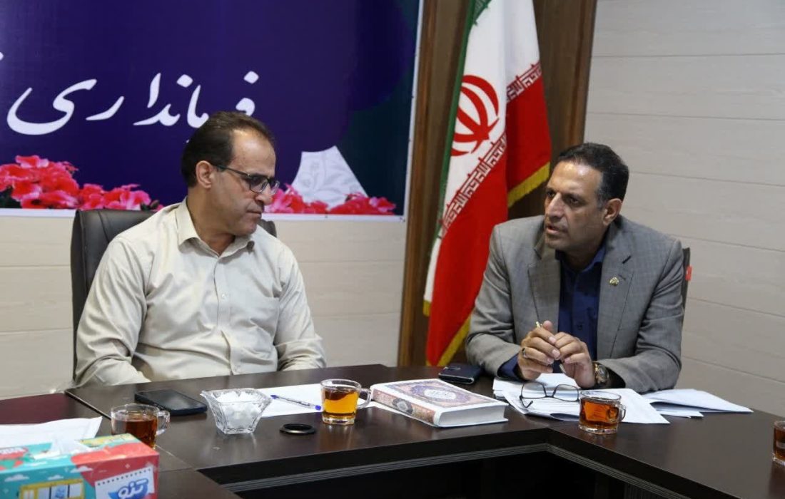 جلسه بررسی وضعیت شبکه های ثابت و همراه در شهرستان چگنی